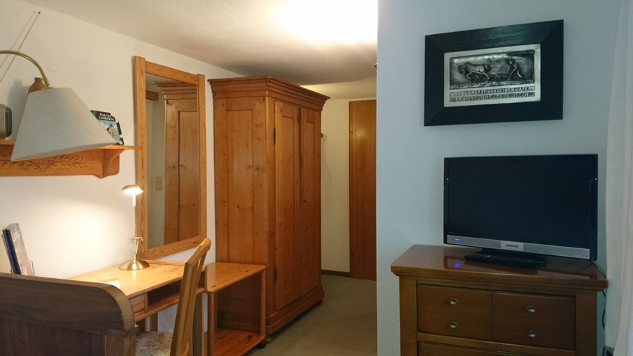 Bedroom 3, Pension Landhaus Fischer, Südwestpfalz