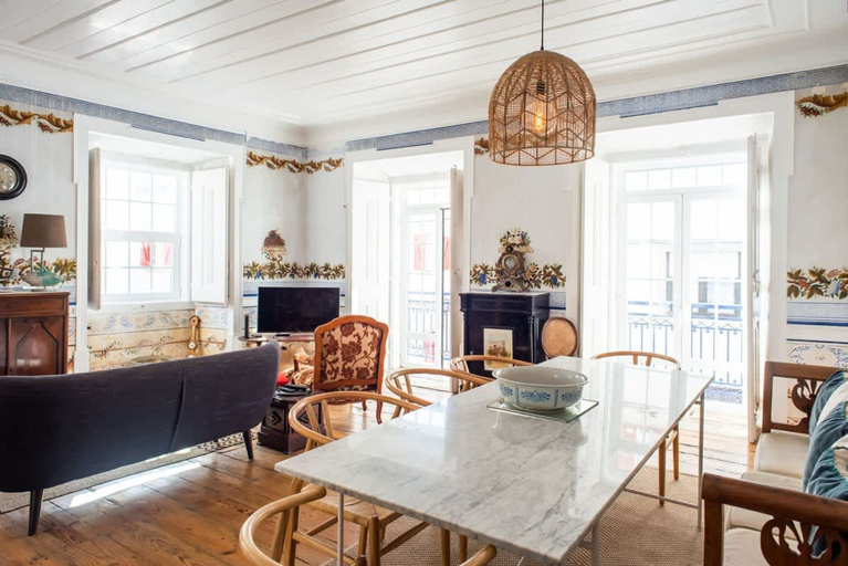 Room 2, Luxury Building With Rooftop in Central Ericeira, Mafra