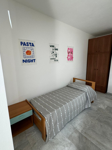 Others 5, B&B da Lucia, Cagliari