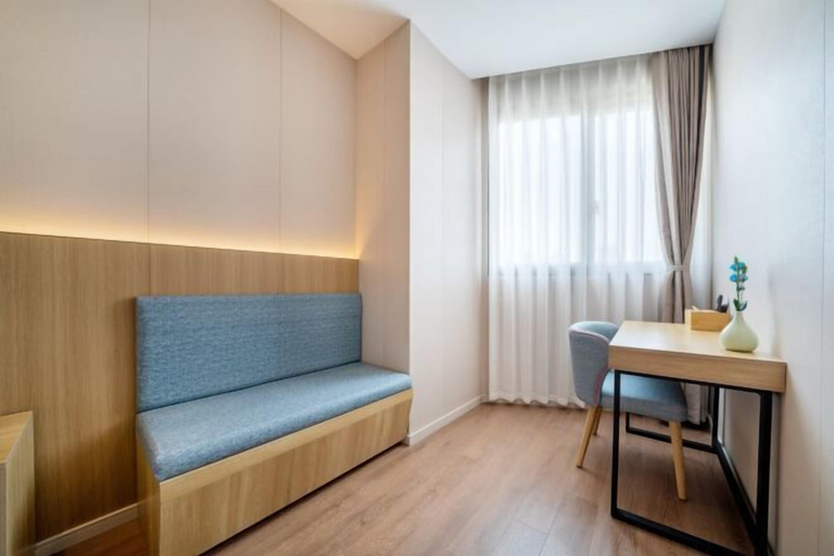 Others 4, Jiu Ju Hotel (tongnan South Road), Shanghai
