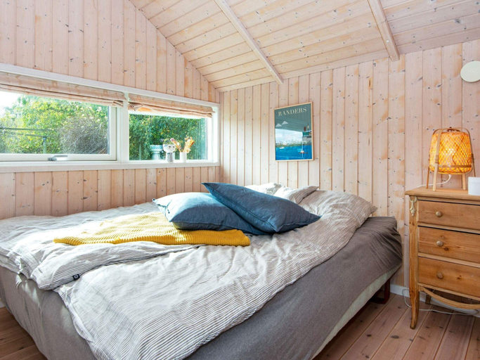 Bedroom 2, 4 Star Holiday Home in Glesborg, Norddjurs
