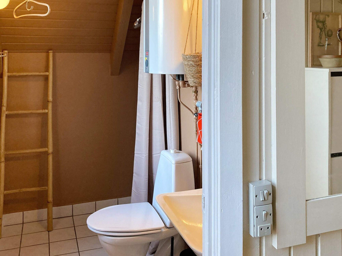 Bathroom 3, 6 Person Holiday Home in Thisted, Thisted
