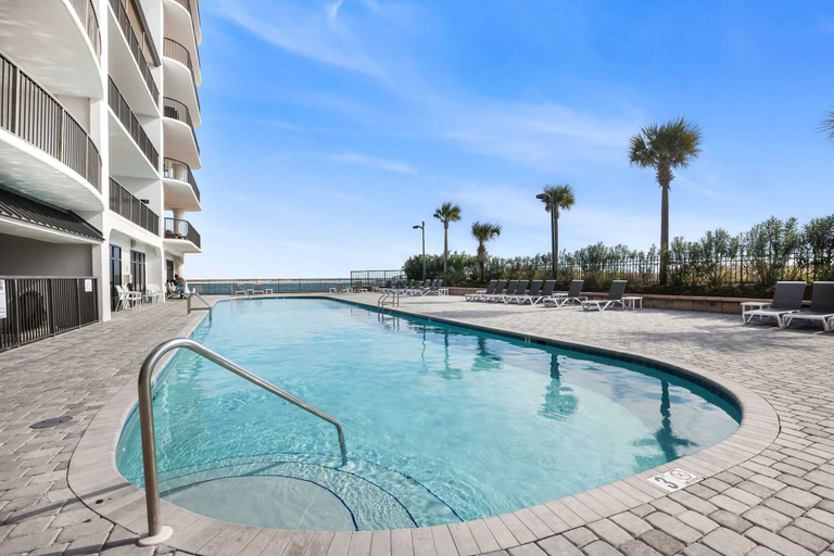 Room 4, Grand Pointe 512 Gulf-front Stunning Views Top-notch Amenities, Baldwin