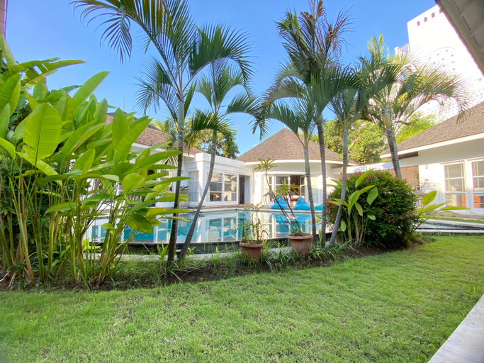 Exterior & Views 2, Batu Bolong Residence, Badung