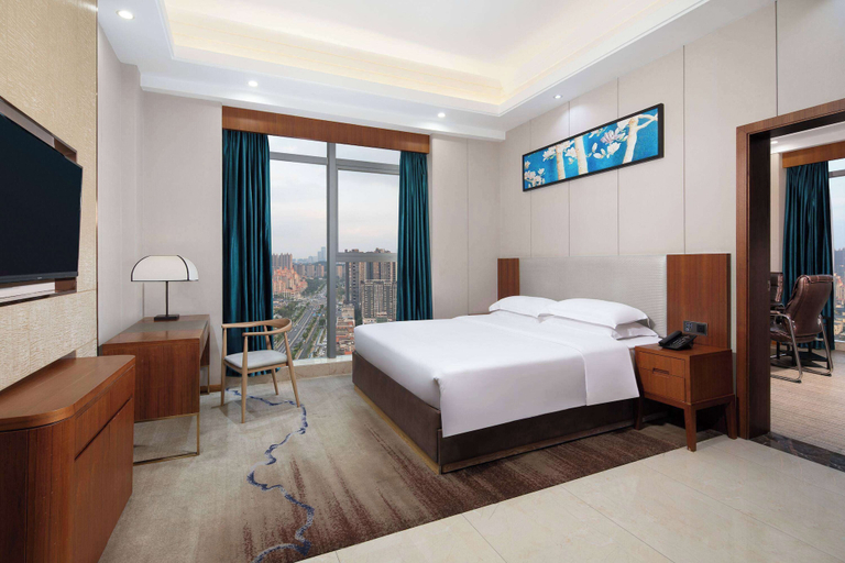 Bedroom 3, Ramada By Wyndham Changsha North, Changsha