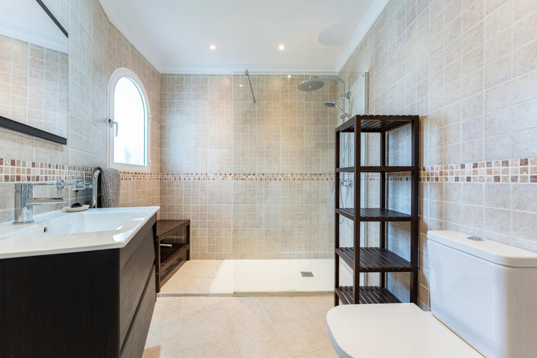 Bathroom, Lovely apartment in peaceful area, Málaga