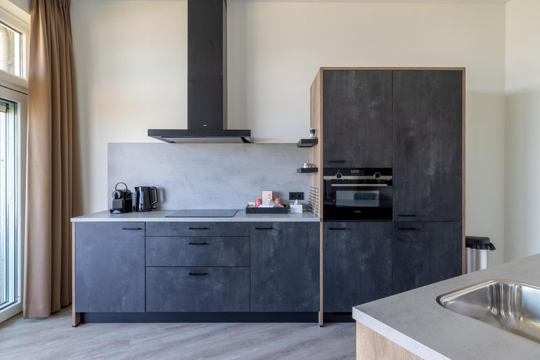 Room 3, Lux Apvm Lagunab-havenw 8-32 S-annaland, Tholen