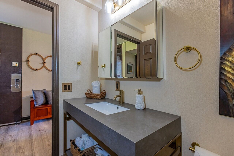 Bathroom 4, Hale Kamaole 121 1 Bedroom Condo, Maui