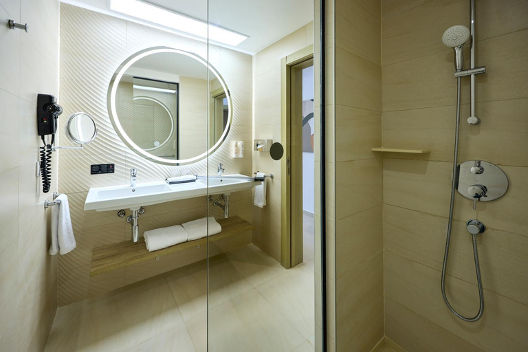 Bathroom 5, Riu Palace Aquarelle - All Inclusive