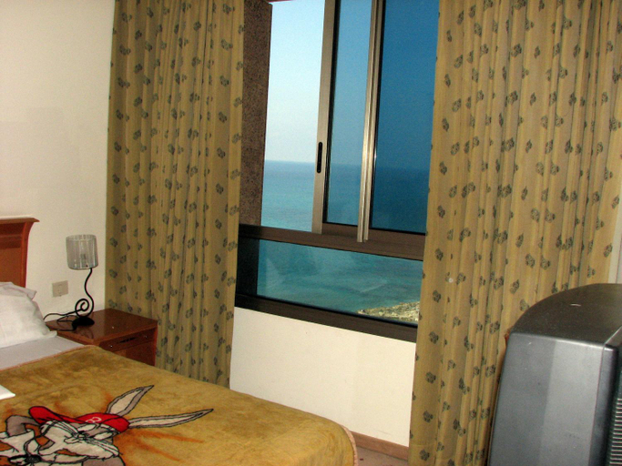 Bedroom 2, Apartment on the Beach