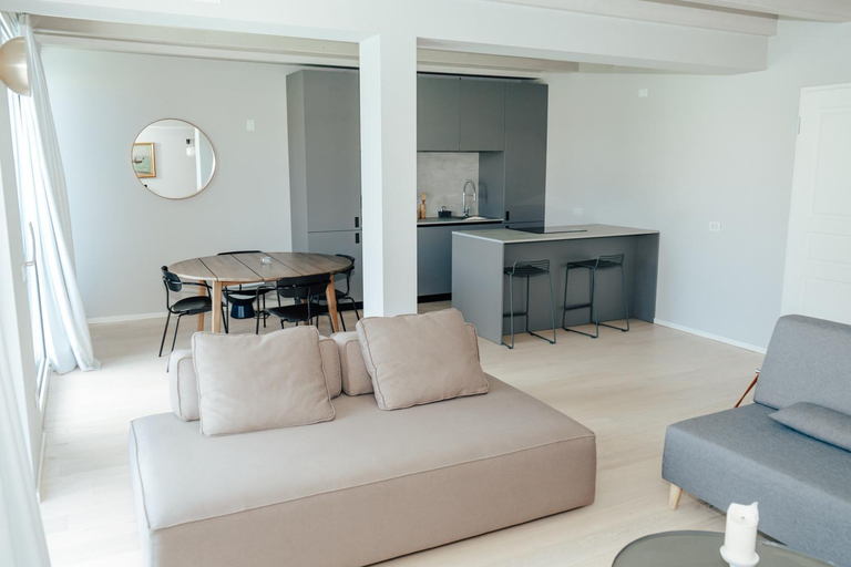 Others 3, C House Rooms Lake, Verona