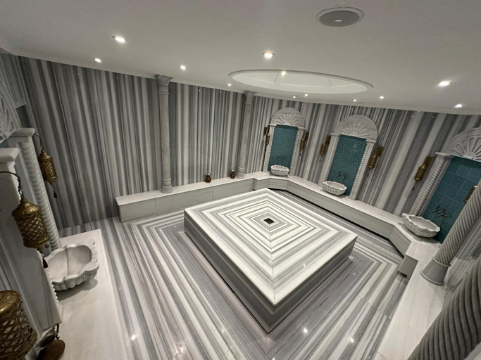 Bathroom 3, Four Seasons Life Official