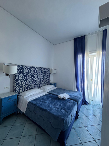 Bedroom 5, Hotel Belvedere & Tre Re, Napoli