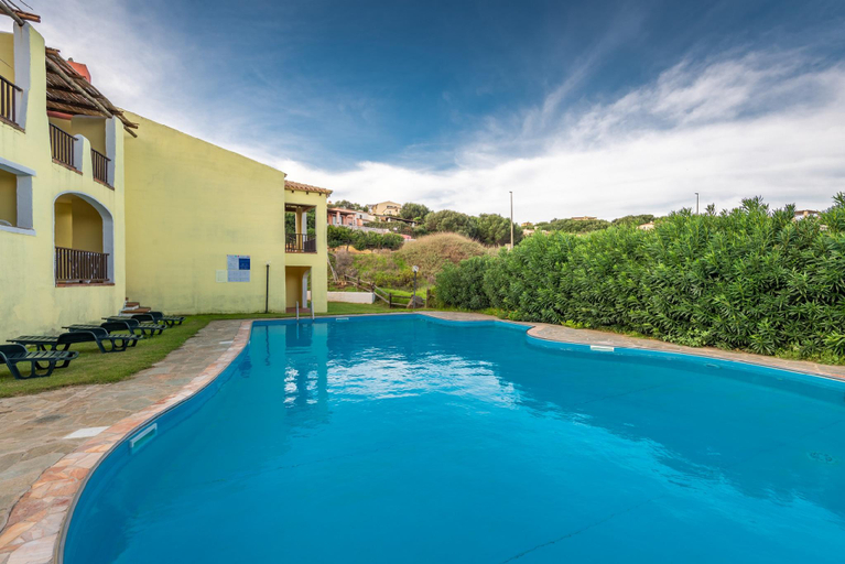 Sport & Beauty 4, Charming Small Villa Bella villetta Sleeps 4, Sassari