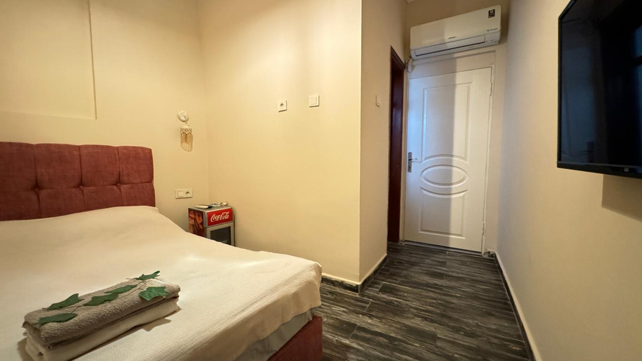 Bedroom 2, Callisto Pub & Kitchen & Hotel, Antalya