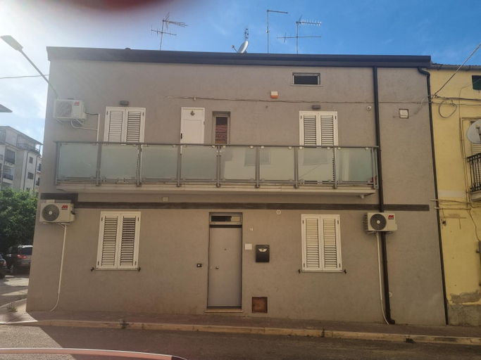 Others 3, Piazza Salotto, Cosenza