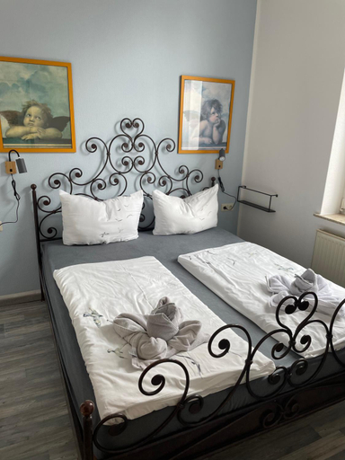 Others 5, Aparthotel Domizil, Leer