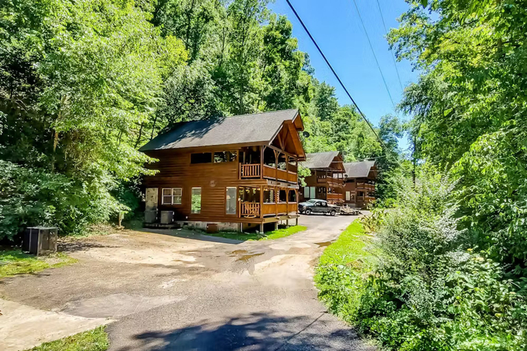 Exterior 4, Cozy Cabin w Game Room hot tub Creek, Sevier