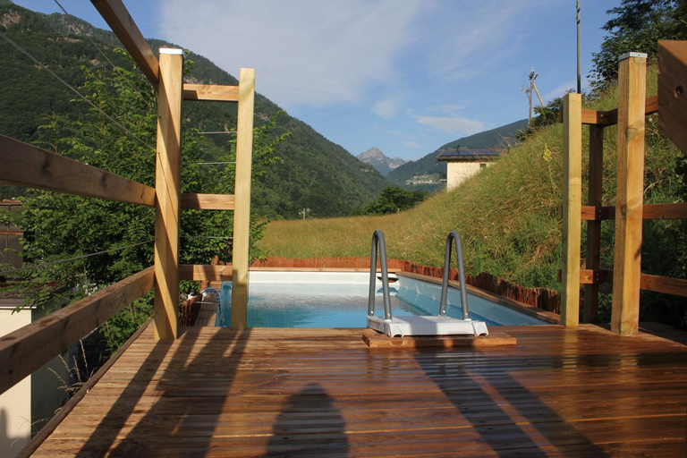 Others 5, Casa Gialla, Locarno