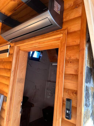 Others 3, Bulut Bungalow, Pazar