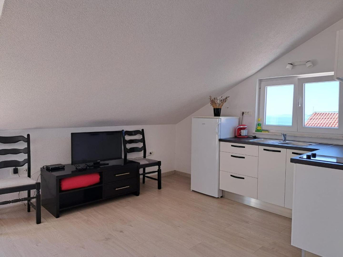 Others 3, APARTMANI BELVEDERE BILO, Primošten