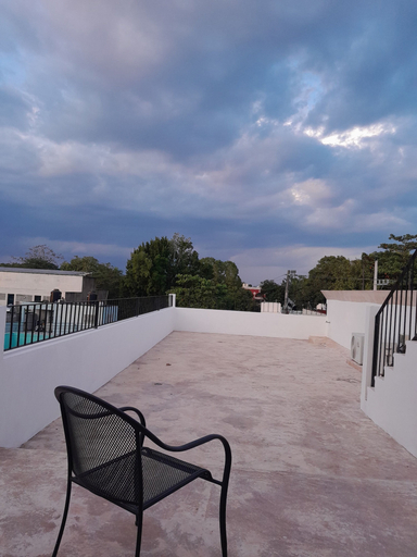 Others 5, Hotel Zibahun, Valladolid