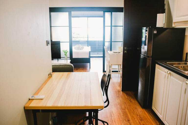 Dining Room 25