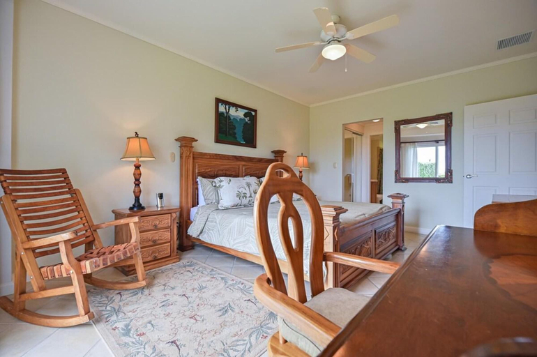 Room 5, CR Luxury Del Mar 2Q 3 Bdrm, Garabito