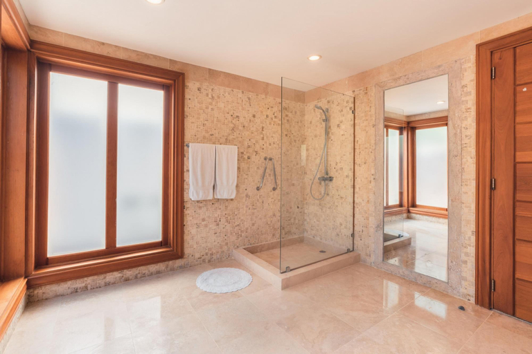 Room 3, Magnificent Villa w Private Pool at Yarari, San Rafael del Yuma