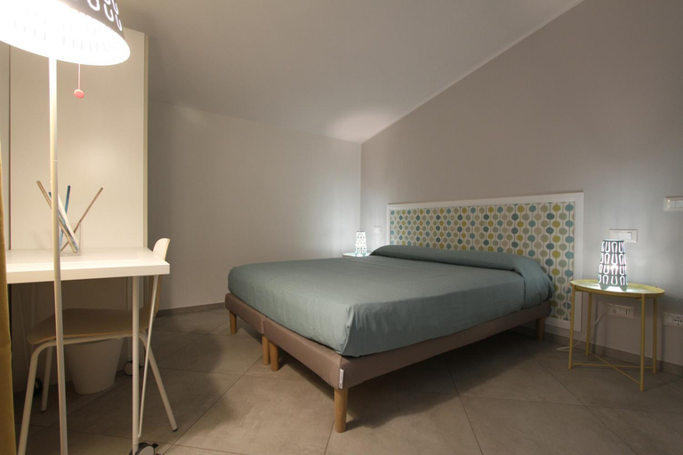 Others 3, B&B casaMagliana, Latina