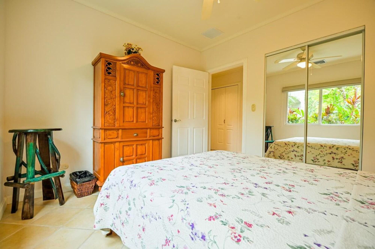 Room 4, CR Luxury Del Mar 2Q 3 Bdrm, Garabito