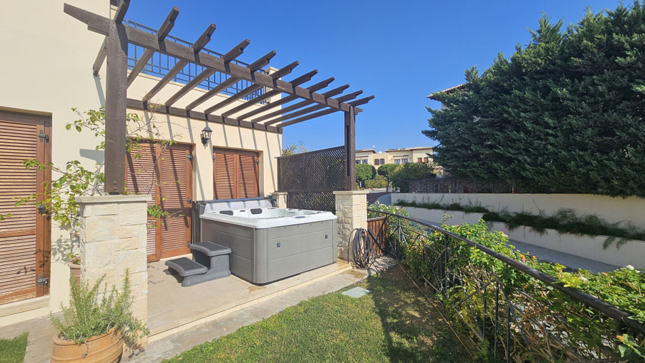 Room 5, 62 APH - Stay Aphrodite Hills Apartment