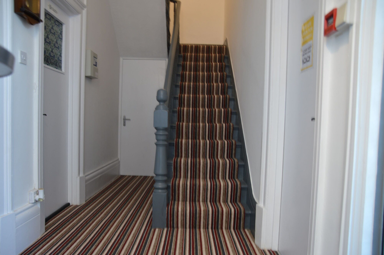 Others 4, Holly Lodge, North Somerset