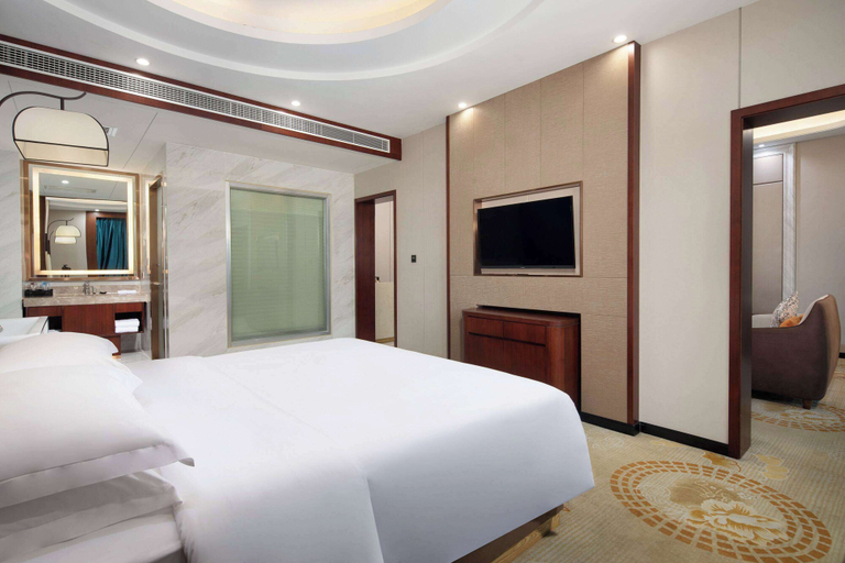 Bedroom 3, Ramada By Wyndham Changsha North, Changsha