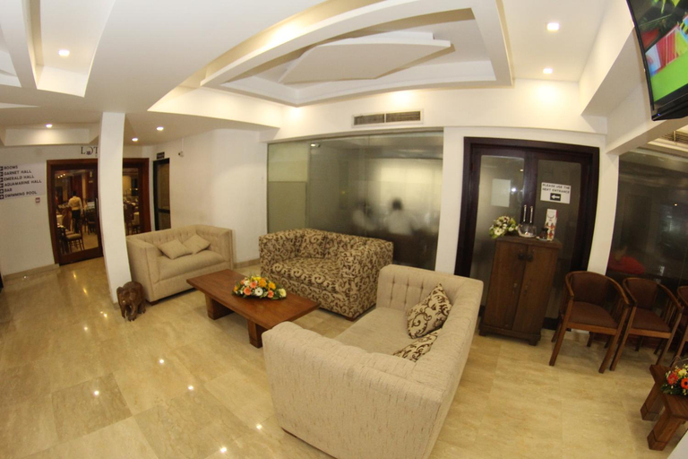 Public Area 3, Hotel Janaki, Thimbirigasyaya