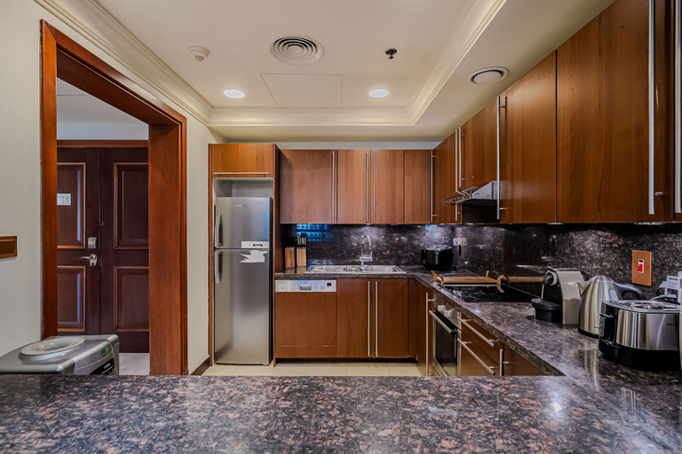 Room 4, Fairmont South Residence 412, Dubai