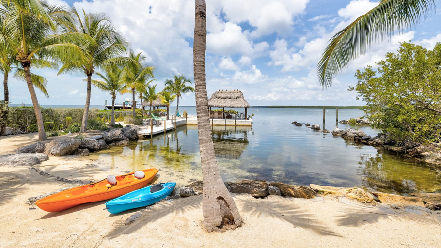 Room 2, Sunset Beach in Key Largo, Monroe