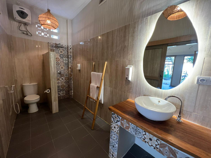 Bathroom 6
