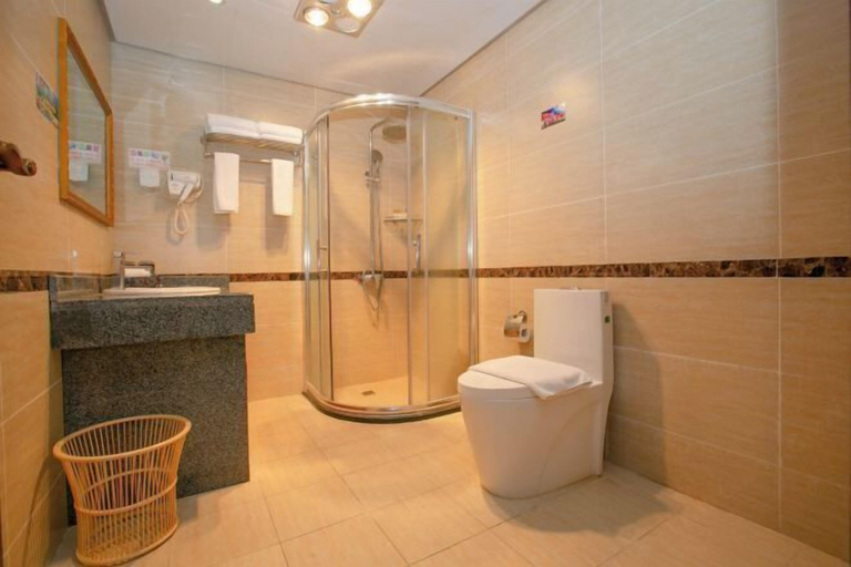 Bathroom 3, Lia Daocheng Resort, Garzê Tibetan