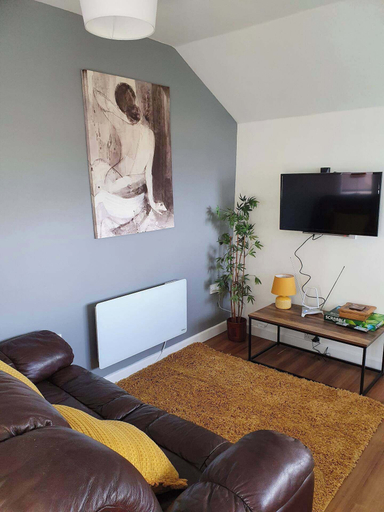 Living area 4, Seaview-petsok-patio-1br, Cornwall