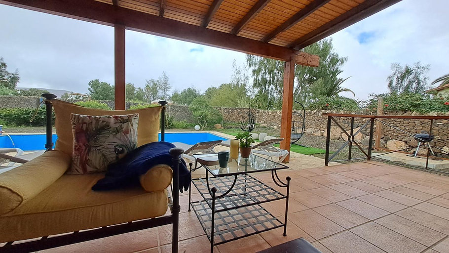 Others 5, Villa Helena, Las Palmas