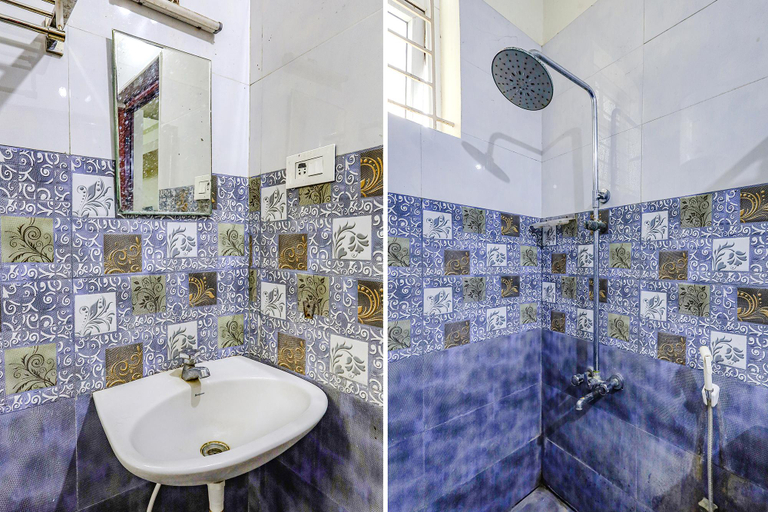 Bathroom 4, Via Fen Breeze, Kancheepuram