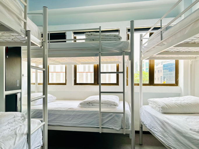 Bedroom 25