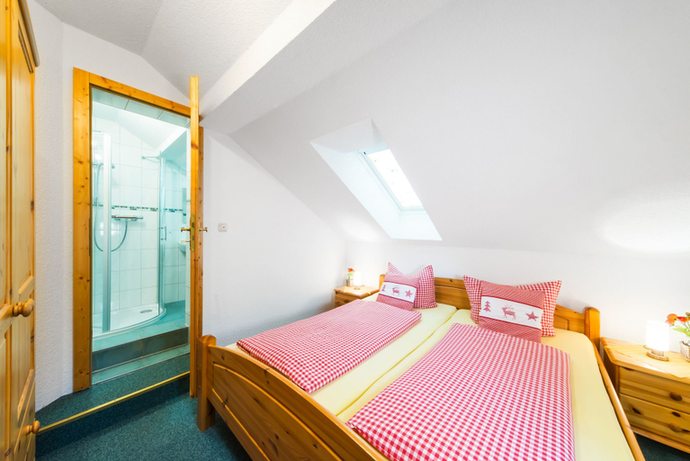 Bedroom 4, Gasthof Kanzlersgrund, Schmalkalden-Meiningen