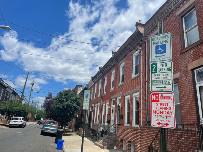 Others 3, Historic Townhouse Oasis with En-suite Bathroom, Philadelphia
