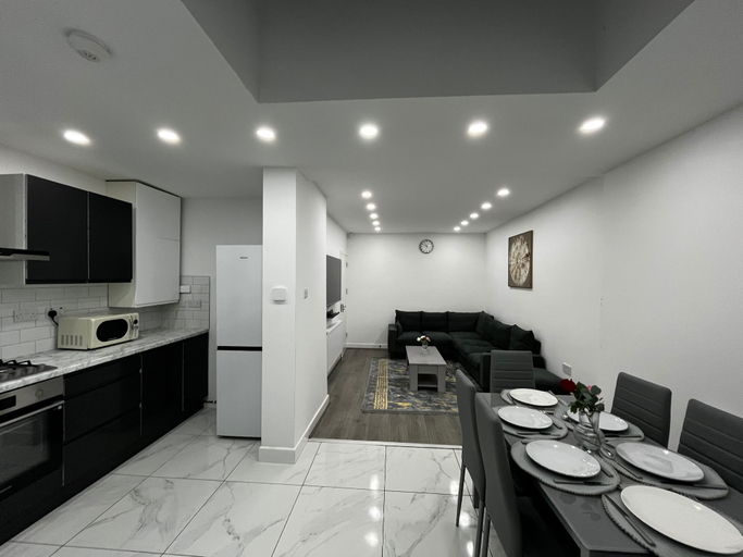 Interior 5, Spacious 4 Bed Home - Sleeps 7, Garden & Parking, Birmingham