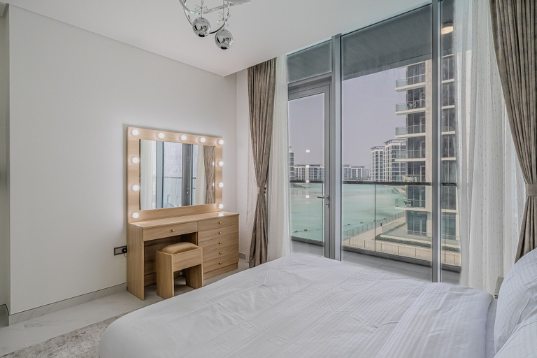 Room 3, Residence 11 203 in Dubai, Dubai