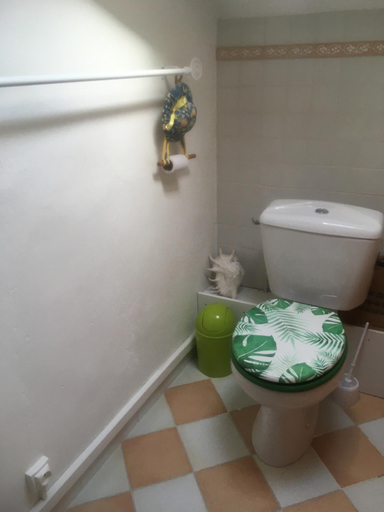 Bathroom, Mas provencal 1900, Bouches-du-Rhône