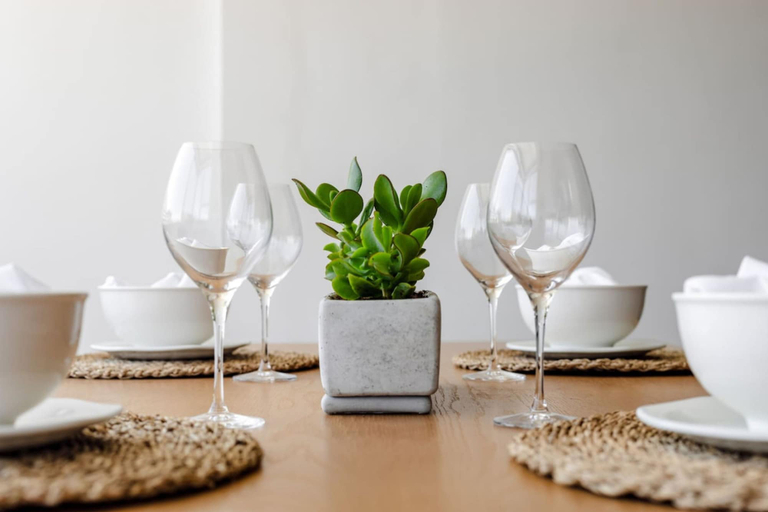 Room 3, Sea-facing Apartment at Adelphi Galleria Seapoint, City of Cape Town