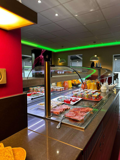 Food & Drinks 3, Best Hotel, Seine-et-Marne